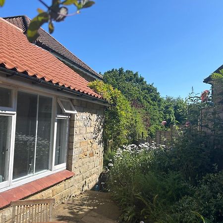 Burnbrae Villa Sleights Exterior photo
